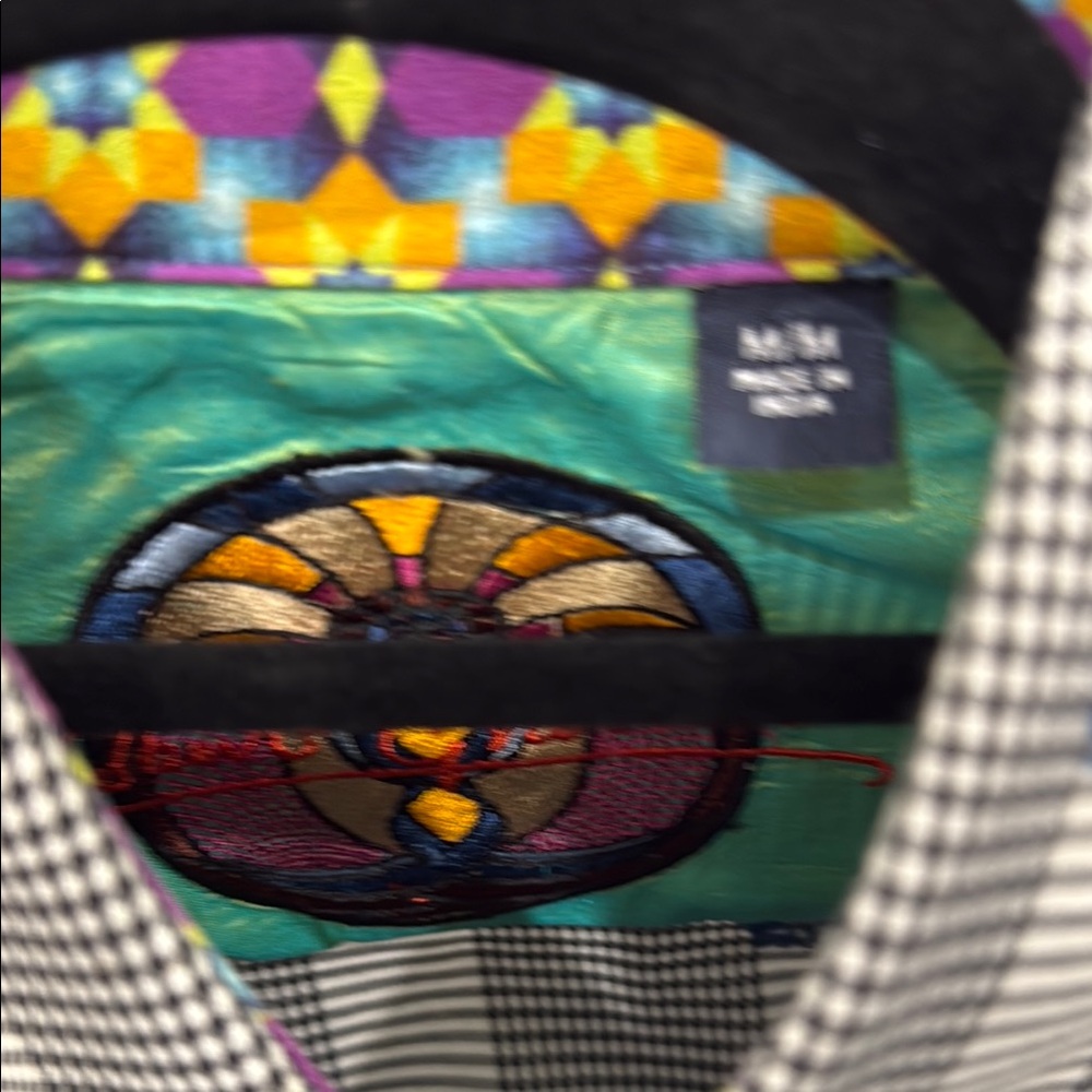 Robert Graham Casual Button Down Shirt worn gently no signs of wear - Picture 3 of 3